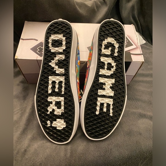 Vans Nintendo Super Mario Bros Tie-Dye. M9.5/W11.5 - Picture 8 of 8